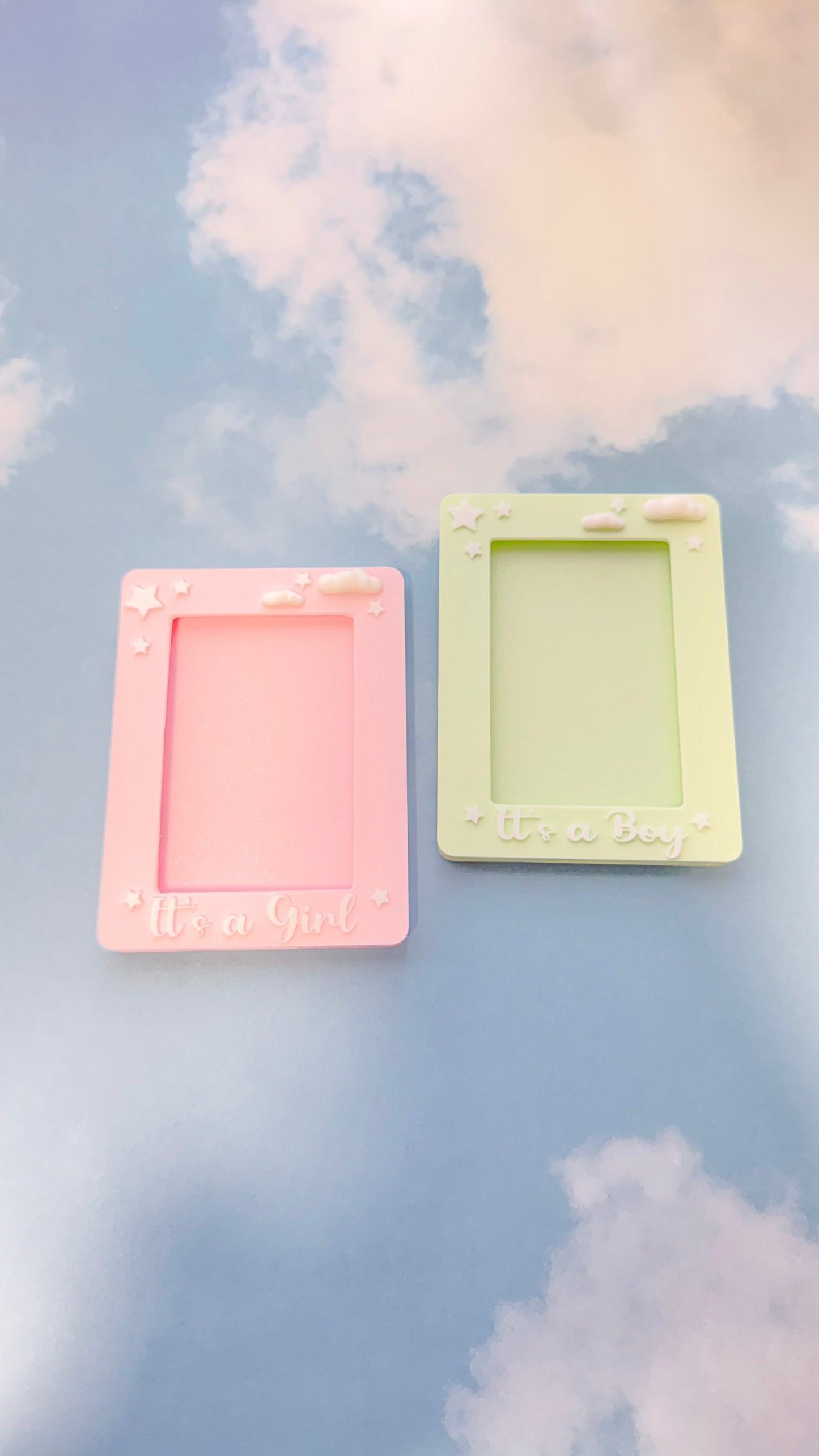 Baby’s First Photo™ Magnet Frame